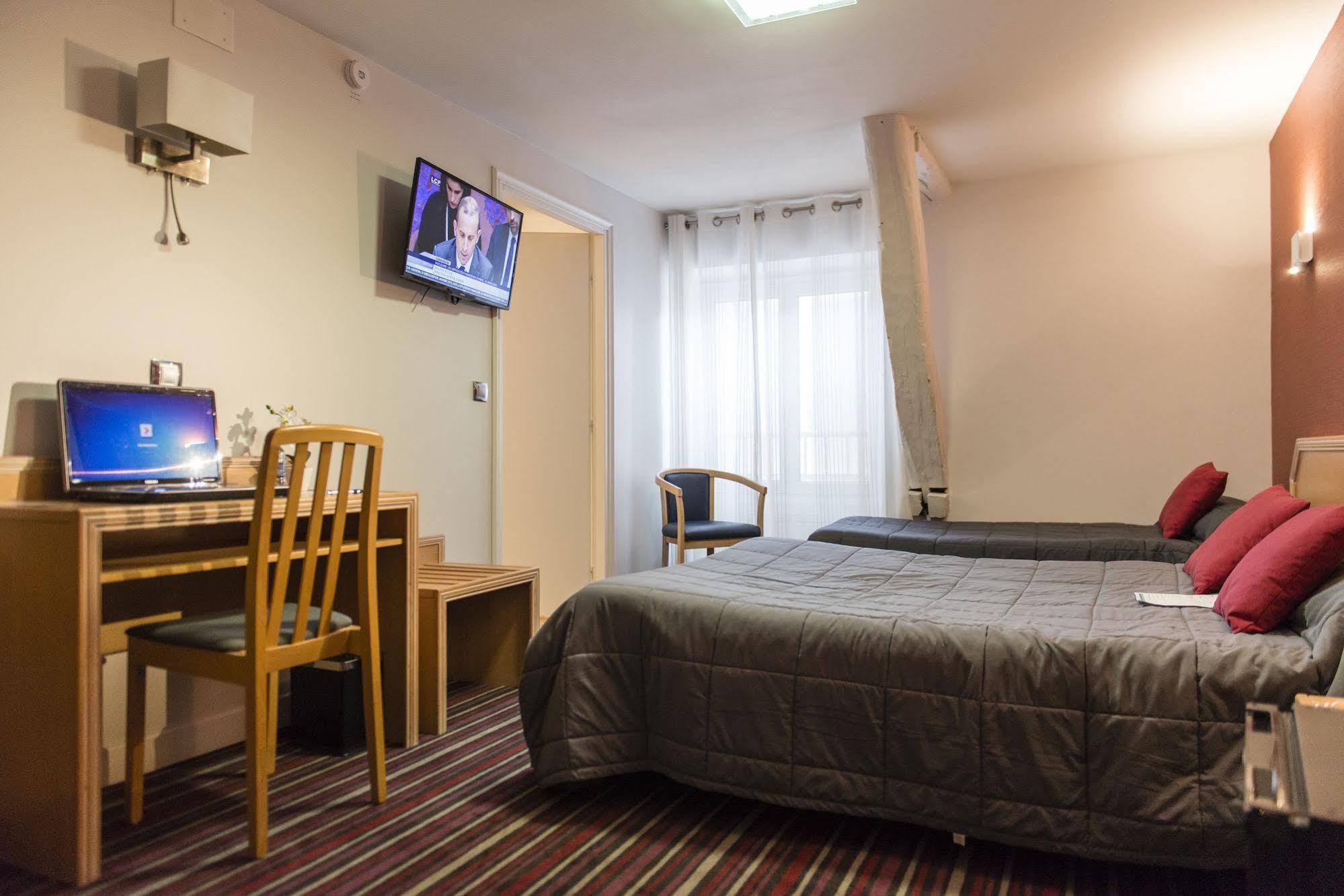 Hotel Le Tivoli Vic-en-Bigorre Eksteriør bilde